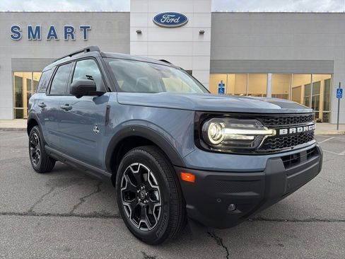 New 2025 Ford Bronco Sport Outer Banks w/ Outer Banks Tech Package+ image 1