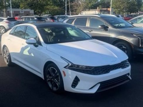 Certified 2023 Kia K5 EX FWD image 2