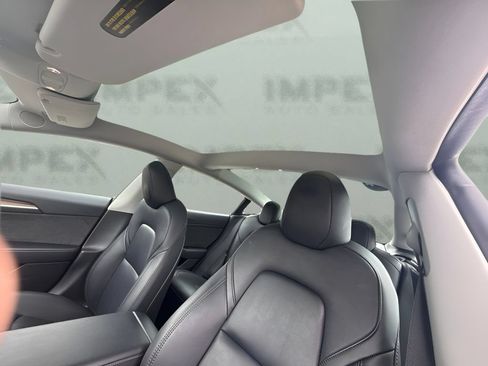 Used 2023 Tesla Model 3 Standard Range RWD image 9