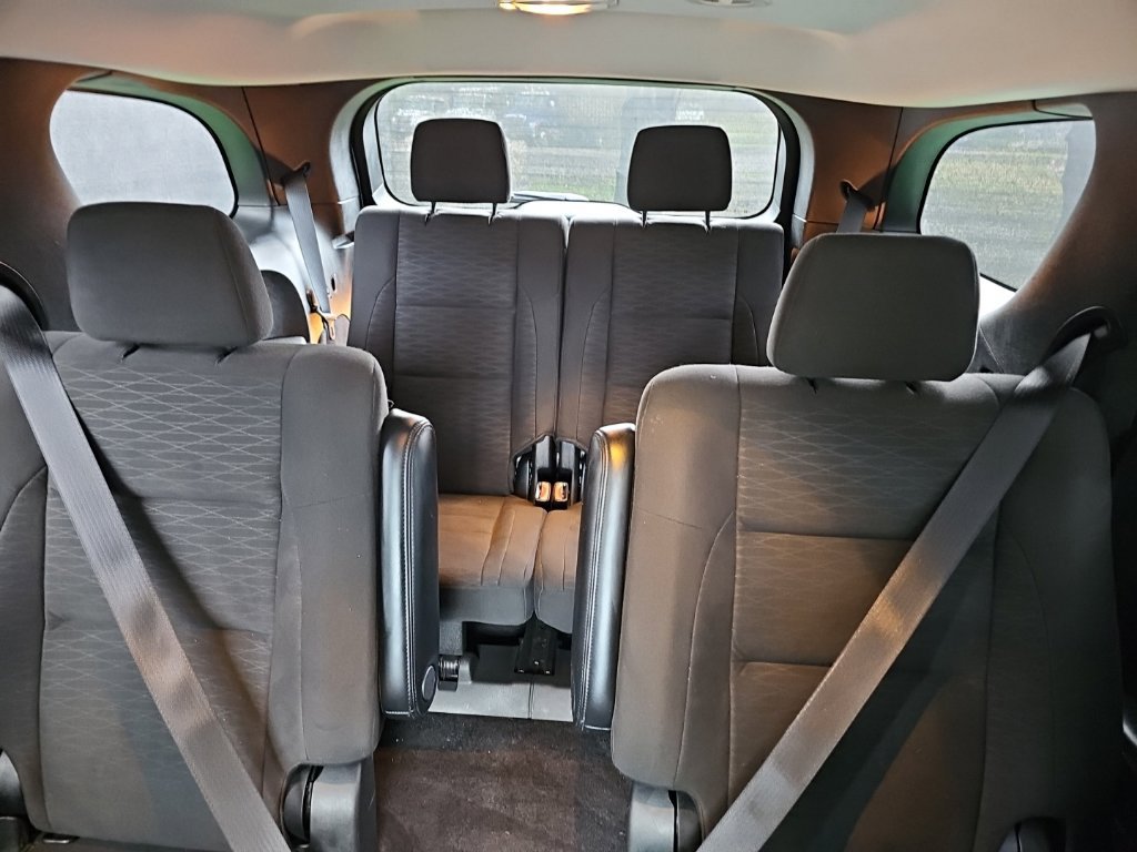 Used 2018 Dodge Durango SXT w/ Quick Order Package 2BB AWD/4WD image 15
