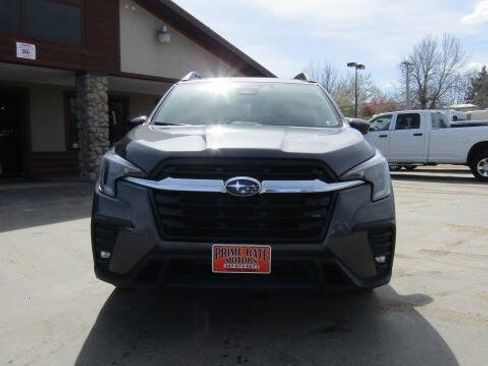 Used 2024 Subaru Ascent Limited w/ Technology Package AWD/4WD image 4
