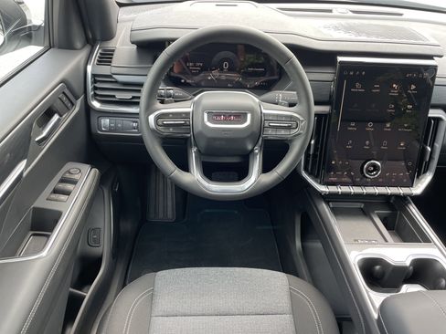 New 2025 GMC Acadia Elevation image 19