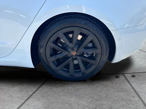 Used 2019 Tesla Model 3 Long Range AWD/4WD image 32