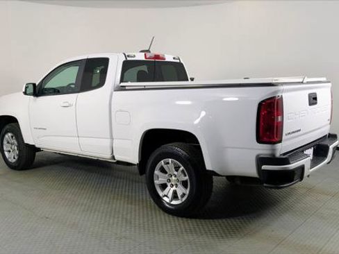 Used 2022 Chevrolet Colorado LT w/ Fleet Safety Package RWD image 4