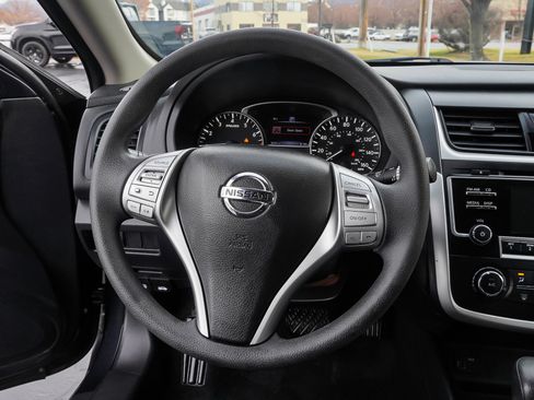 Used 2017 Nissan Altima 2.5 S w/ Power Driver Seat Package image 30