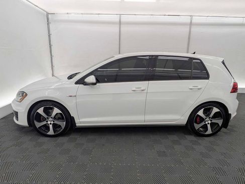 Used 2015 Volkswagen Golf image 3