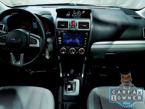 Used 2018 Subaru Forester 2.5i Premium w/ All-Weather Package image 15