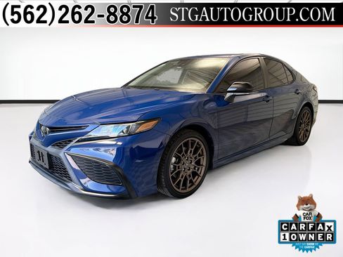 Used 2023 Toyota Camry SE w/ Protection Package (Q2) (TMS) FWD image 1