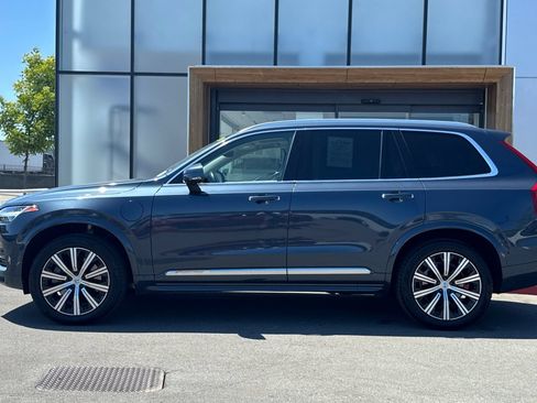 Used 2022 Volvo XC90 T8 Inscription w/ Advanced Package AWD/4WD image 5