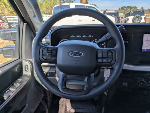 New 2026 Ford F250 XL RWD image 17