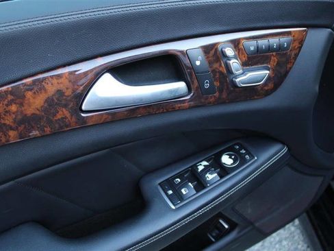 Used 2015 Mercedes-Benz CLS 550 w/ Premium Package image 12