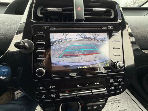 Used 2020 Toyota Prius Prime XLE image 26