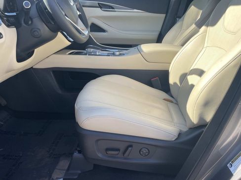 Certified 2025 INFINITI QX60 Luxe image 15