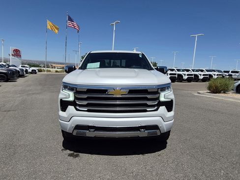 Used 2023 Chevrolet Silverado 1500 High Country w/ Technology Package AWD/4WD image 15
