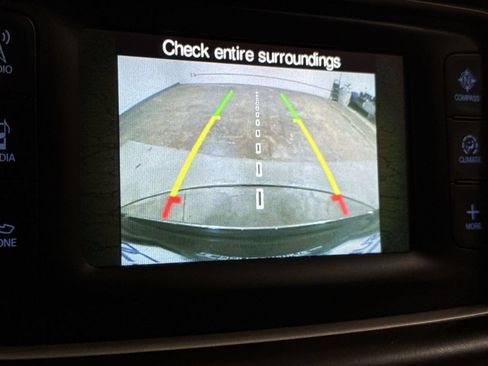 Used 2017 Jeep Grand Cherokee Limited AWD/4WD image 15