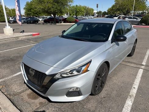 Used 2021 Nissan Altima 2.5 SR FWD image 4