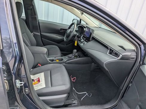 Used 2023 Toyota Corolla LE FWD image 18