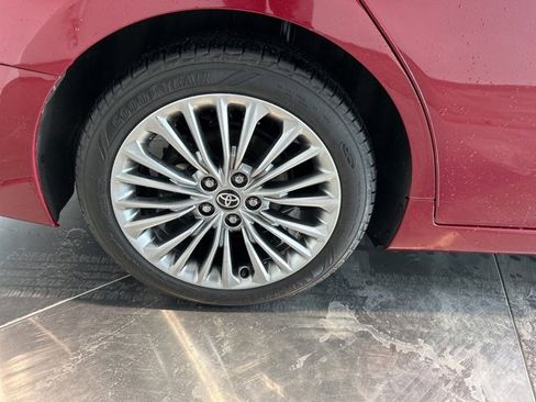 Used 2021 Toyota Avalon Limited w/ Advanced Safety Package image 19