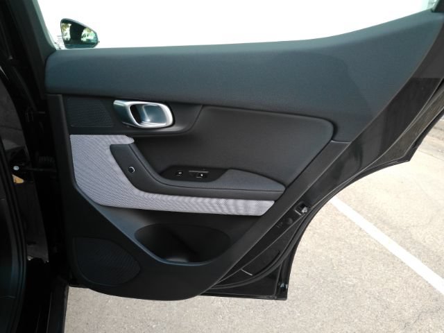 Used 2022 Polestar Polestar 2 w/ Plus Package AWD/4WD image 25