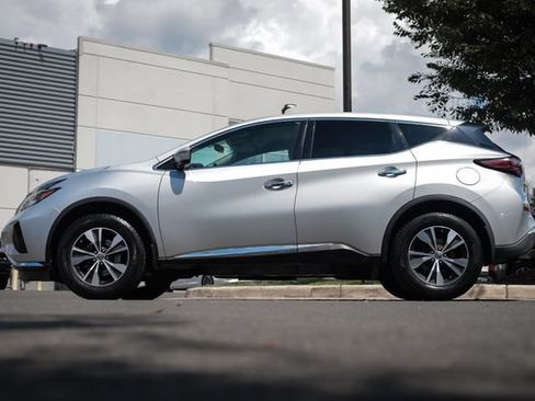 Used 2019 Nissan Murano S FWD image 14