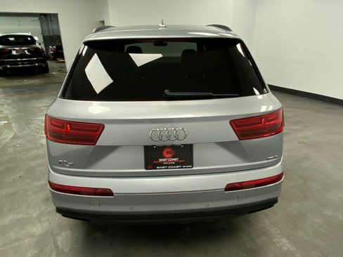 Used 2019 Audi Q7 3.0T Prestige w/ Prestige Package AWD/4WD image 4