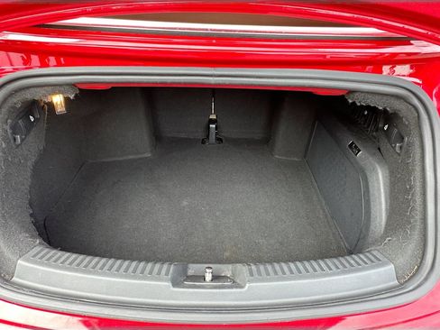 Used 2013 Volkswagen Beetle 2.0T image 27