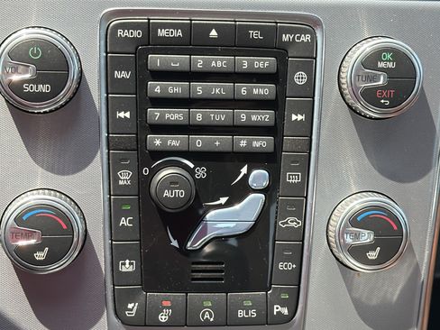 Used 2018 Volvo S60 T5 Inscription w/ Climate Package AWD/4WD image 21