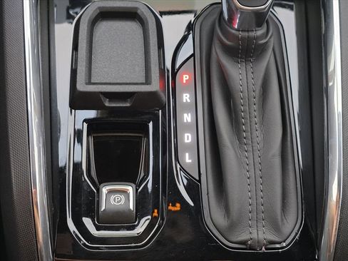 Used 2024 GMC Canyon Elevation w/ Trailering Package image 19