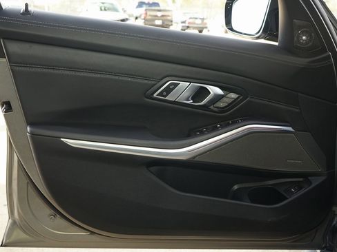 Used 2022 BMW M3 Competition w/ Executive Package image 25