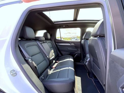 New 2026 GMC Terrain AT4 w/ Technology Package II image 18