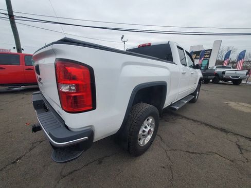 Used 2015 RAM 2500 Tradesman w/ Chrome Appearance Group image 7