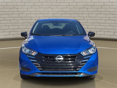 Used 2024 Nissan Versa S w/ S Plus Package image 2