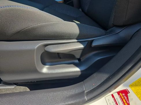 Used 2021 Toyota Corolla SE FWD image 14