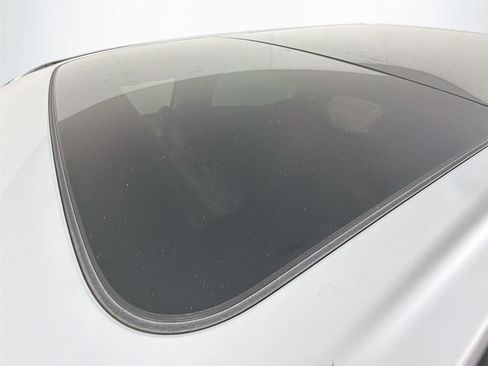 Used 2023 Mitsubishi Outlander SE FWD image 14