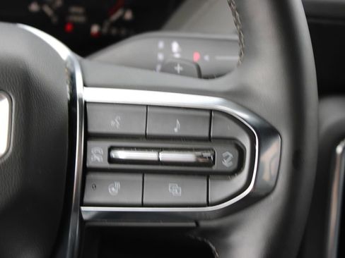 Used 2025 GMC Yukon Denali image 42