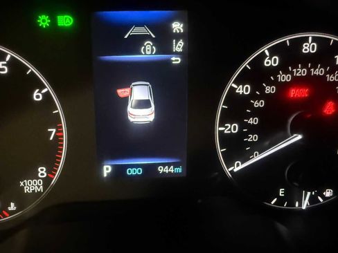 Certified 2025 Toyota Corolla SE image 35