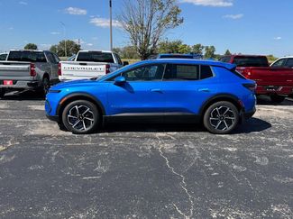 New 2026 Chevrolet Equinox EV LT video 2