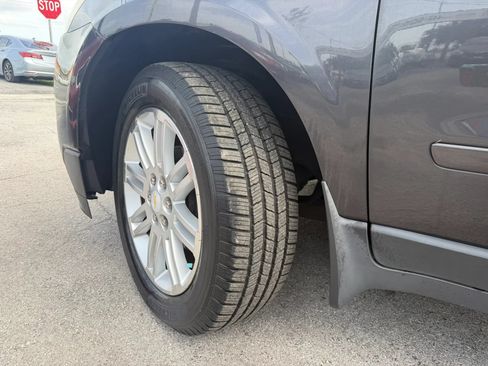 Used 2015 Chevrolet Traverse LT w/ Style and Technology Package FWD image 18