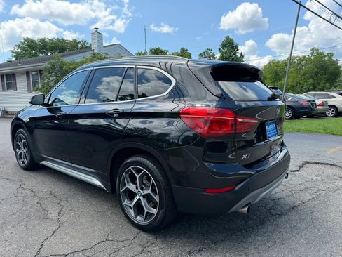Used 2019 BMW X1 xDrive28i w/ Convenience Package AWD/4WD image 4