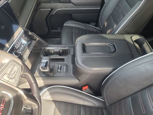 Used 2022 GMC Sierra 1500 AT4X image 15
