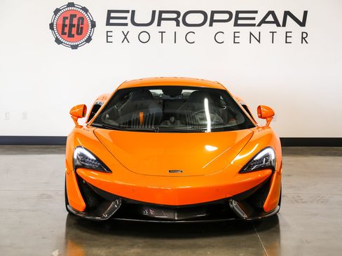 Used 2016 McLaren 570S Coupe RWD image 4