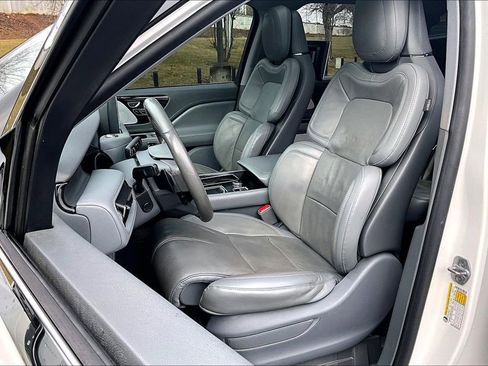 Used 2020 Lincoln Aviator Reserve w/ Equipment Group 202A image 25