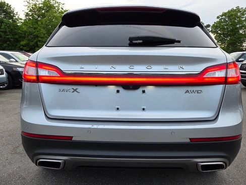 Used 2016 Lincoln MKX Select w/ Select Plus Package AWD/4WD image 11