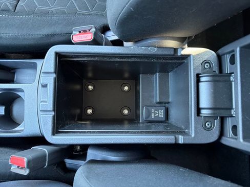 Used 2025 Mitsubishi Outlander Sport ES image 29