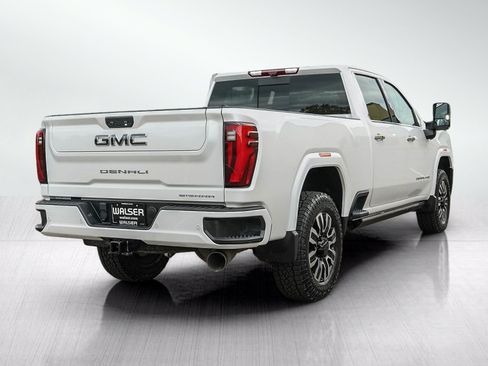Used 2024 GMC Sierra 2500 Denali Ultimate AWD/4WD image 5