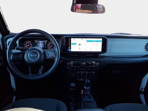 Used 2024 Jeep Wrangler Sport S image 14