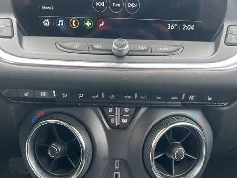 Used 2025 Chevrolet Blazer LT image 20