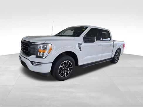 Used 2021 Ford F150 XLT w/ Equipment Group 302A High RWD image 2