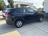Used 2019 Toyota RAV4 LE image 2