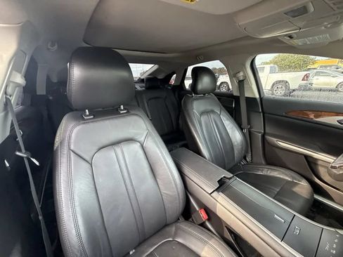 Used 2014 Lincoln MKZ w/ Equipment Group 102A Reserve FWD image 11